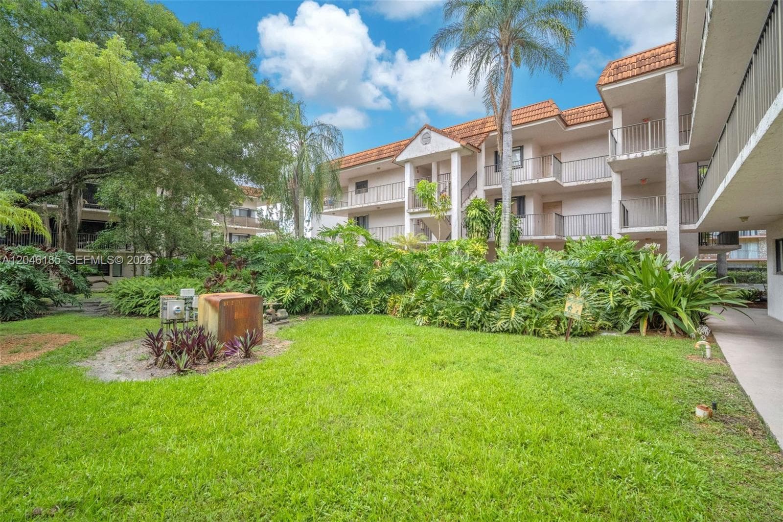 4720 SW 62nd Way # 103, Davie FL 33314 - Davie, FL - Photo 1