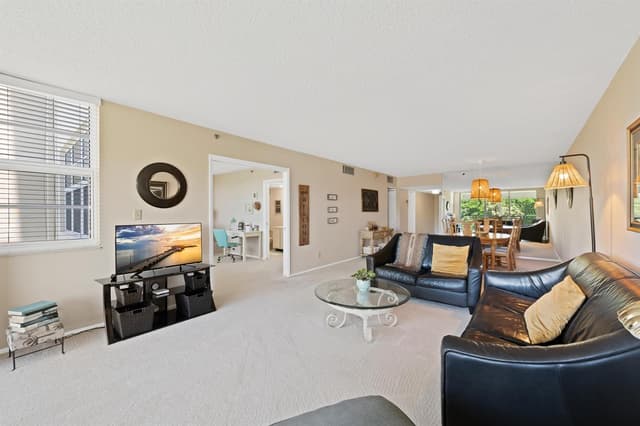 3510 Oaks Way # 406, Pompano Beach FL 33069 - Pompano Beach, FL - Photo 6