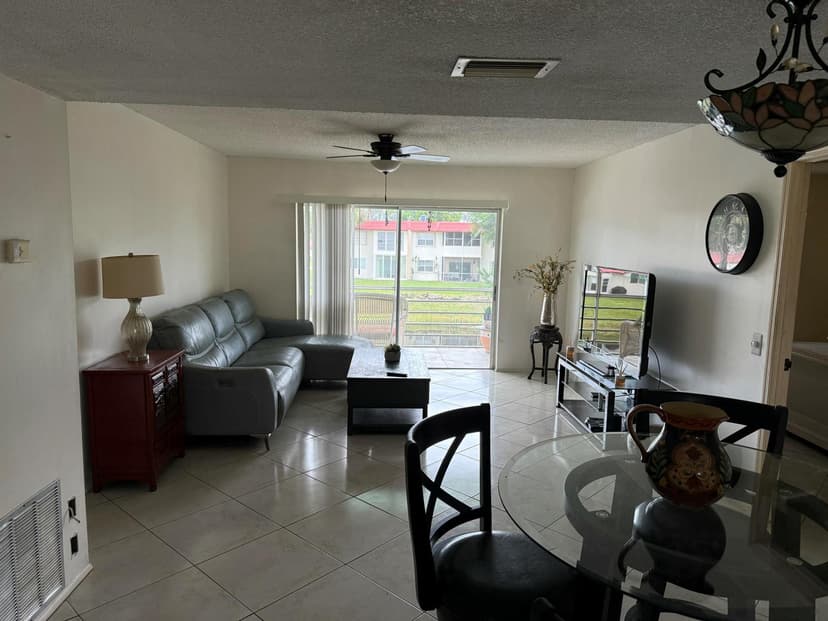 133 Lake Carol Drive # 133, West Palm Beach FL 33411