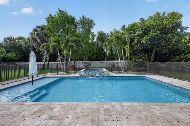 7050 Limestone Cay Road, FL 33458 - Photo 4