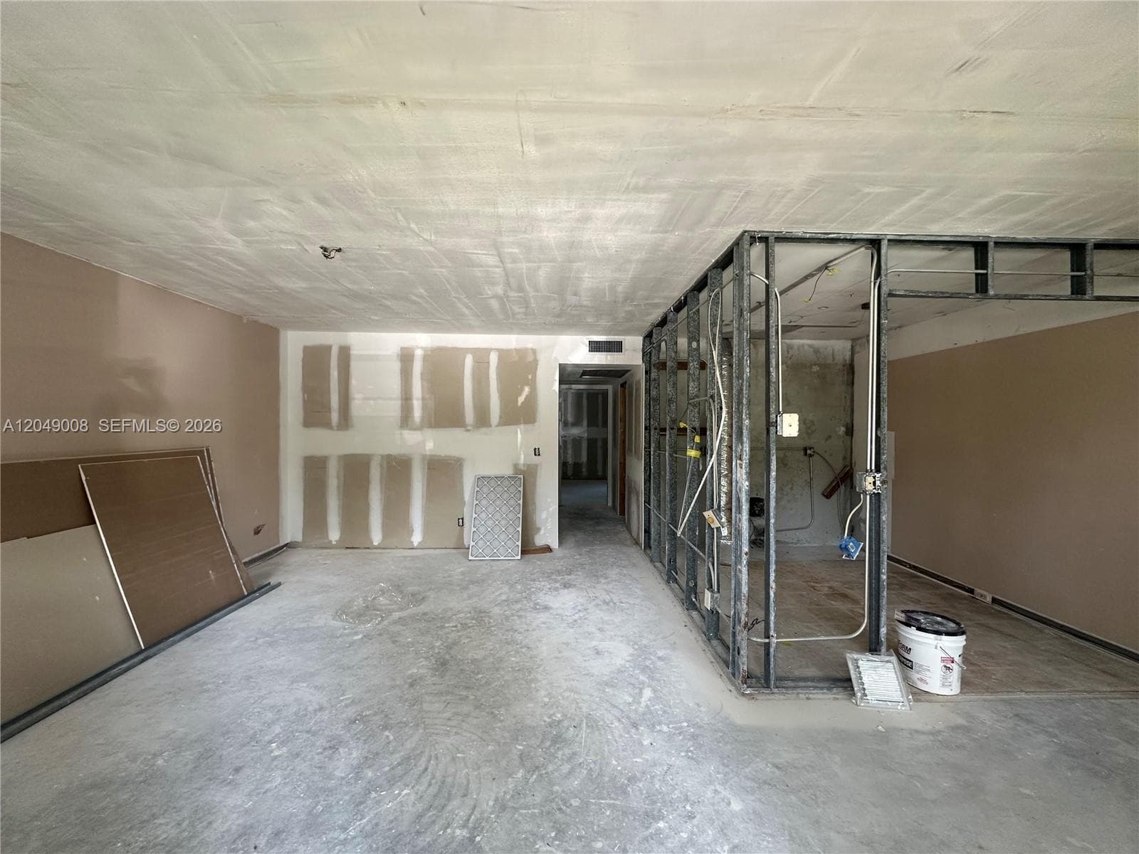 101 SW 132nd Way # 112J, Pembroke Pines FL 33027 - Pembroke Pines, FL - Photo 1