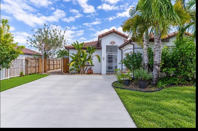 25237 SW 133 PL, Homestead FL 33032 - Homestead, FL - Photo 2