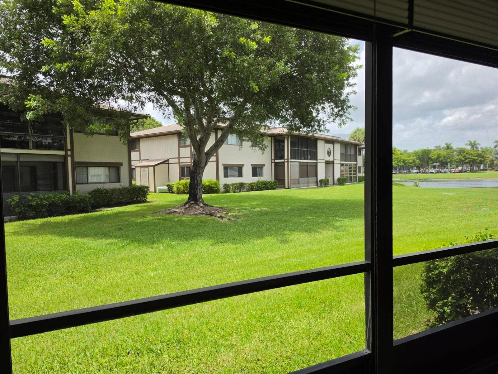 9895 N BELFORT Circle # 110, Tamarac FL 33321