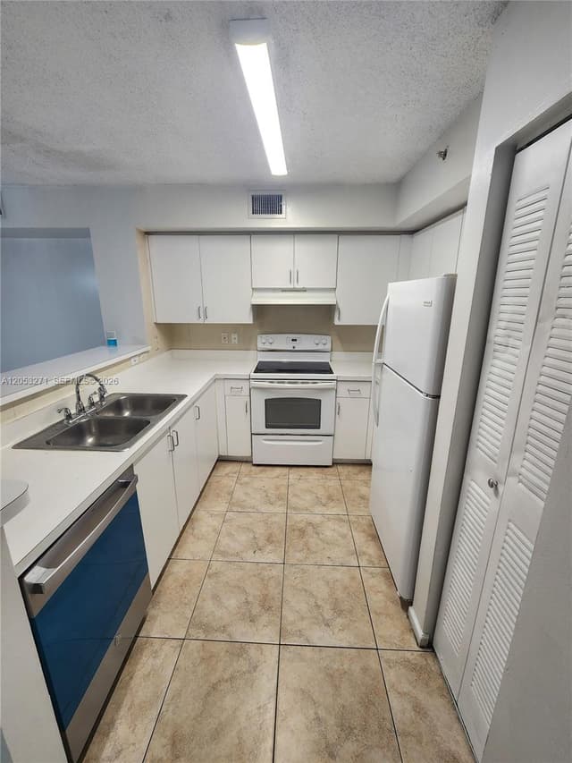 2173 Renaissance Blvd # 205, Miramar FL 33025 - Miramar, FL - Photo 5