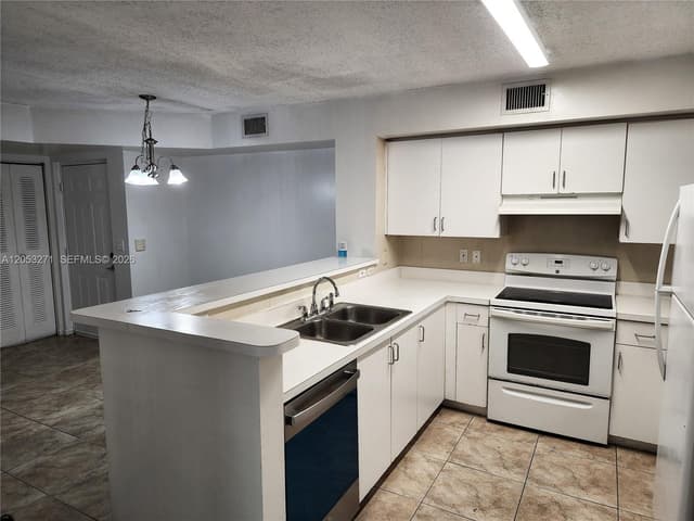 2173 Renaissance Blvd # 205, Miramar FL 33025 - Miramar, FL - Photo 4