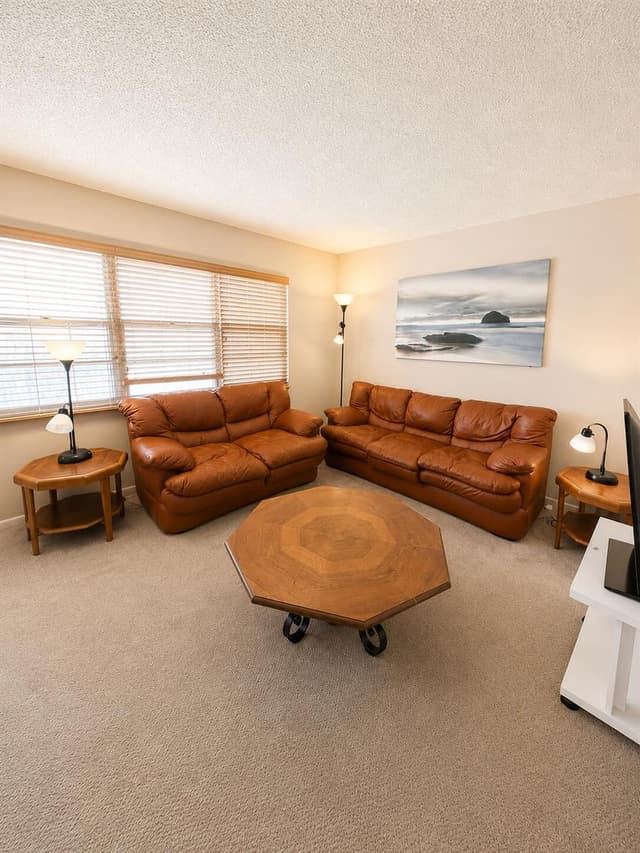 1901 Bermuda Circle # F2, Coconut Creek FL 33066 - Coconut Creek, FL - Photo 2