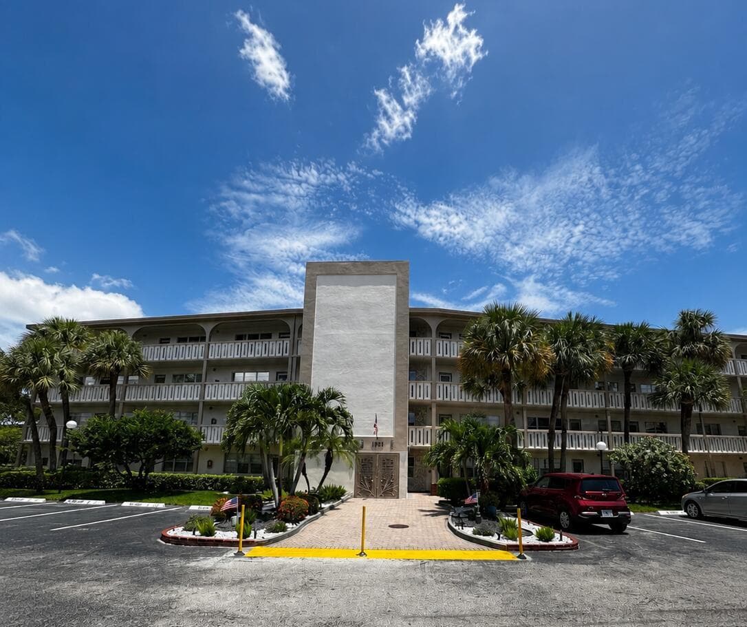 1901 Bermuda Circle # F2, Coconut Creek FL 33066 - Coconut Creek, FL - Photo 1