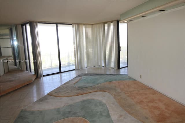 1000 Quayside Ter # 1807, Miami FL 33138 - Miami, FL - Photo 4
