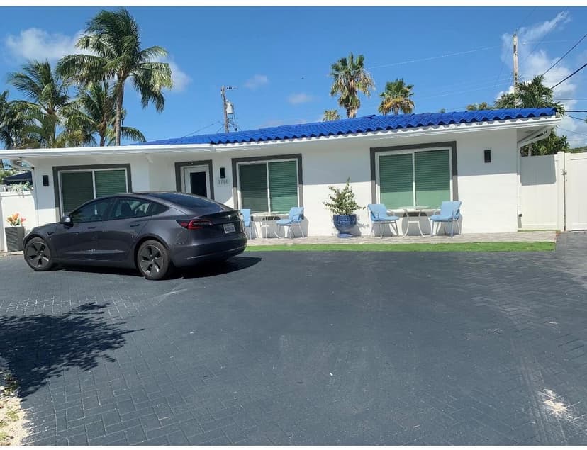 3760 NE 16TH Avenue, Oakland Park FL 33334
