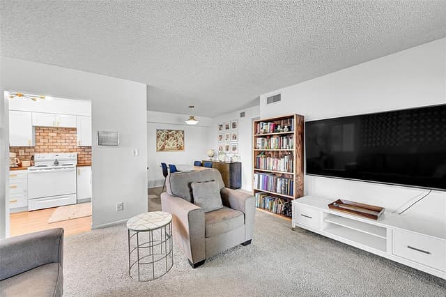 117 GARDENS Drive # 204, Pompano Beach FL 33069 - Pompano Beach, FL - Photo 3