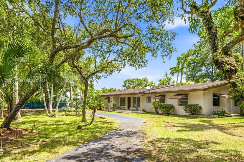 6801 SW 82nd Ave, Miami FL 33143