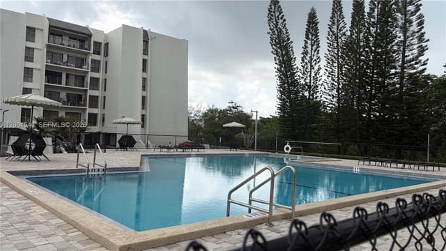 14201 SW 66th St # A, Miami FL 33183 - Miami, FL - Photo 7