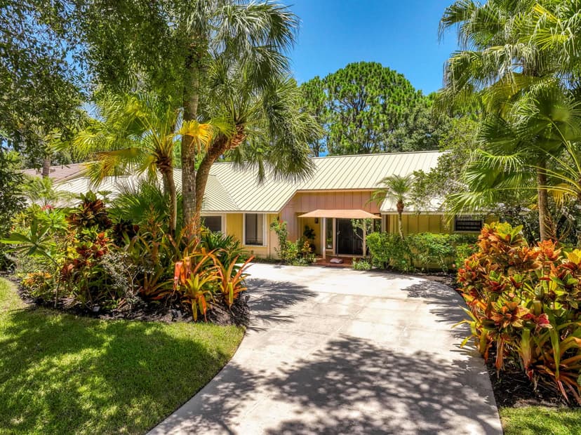 18828 Still Lake Drive, Jupiter FL 33458