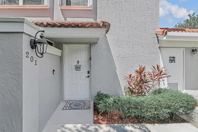 7027 Summer Tree Drive # 201, Boynton Beach FL 33437 - Boynton Beach, FL - Photo 4