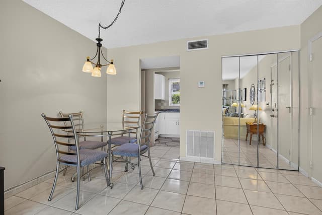 355 Lake Frances Drive, West Palm Beach FL 33411 - West Palm Beach, FL - Photo 7
