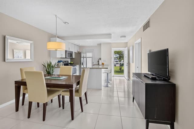 1115 LAKE Terrace # 103, Boynton Beach FL 33426 - Boynton Beach, FL - Photo 6