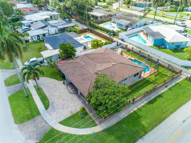 3134 Pierce St, Hollywood FL 33021 - Hollywood, FL - Photo 2