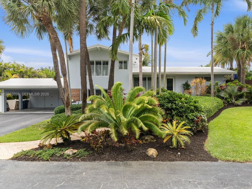3721 NE 15th Ave, Oakland Park FL 33334