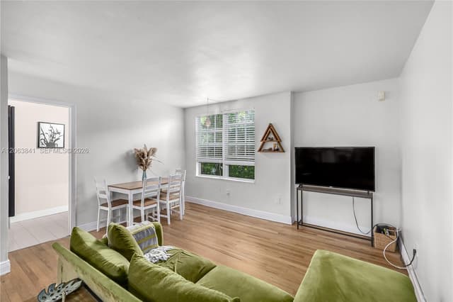 932 7th St # 932A, Miami Beach FL 33139 - Miami Beach, FL - Photo 4