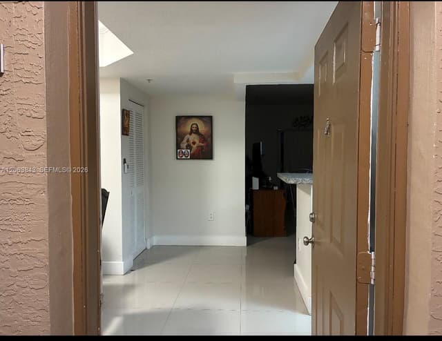 230 SW 117th Ter # 11102, Pembroke Pines FL 33025 - Pembroke Pines, FL - Photo 2