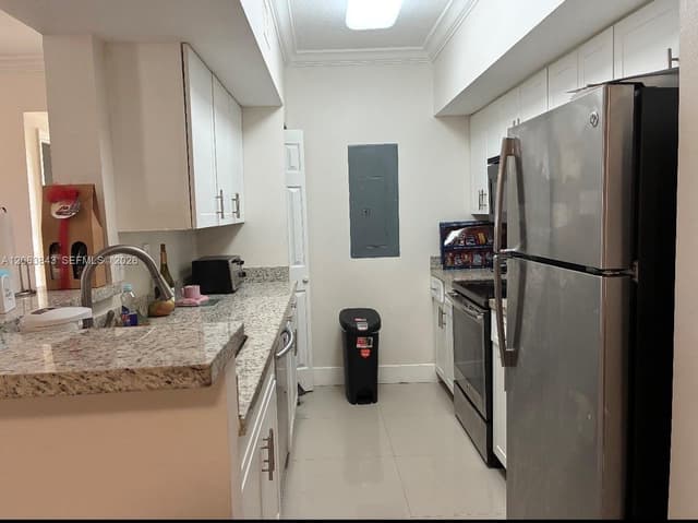 230 SW 117th Ter # 11102, Pembroke Pines FL 33025 - Pembroke Pines, FL - Photo 6