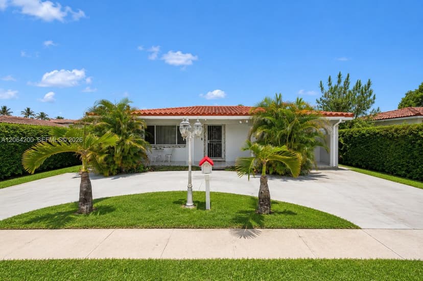 291 W 47th St, Hialeah FL 33012