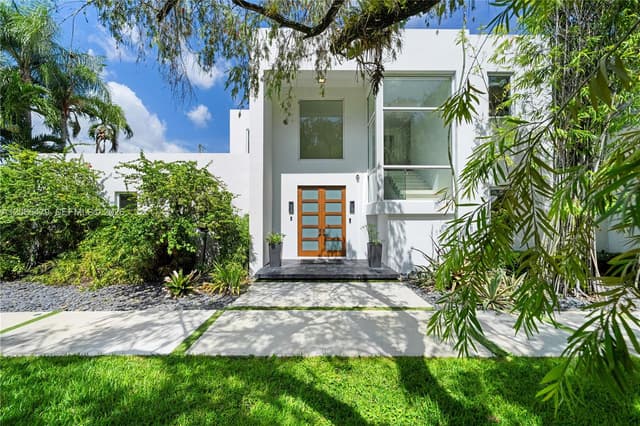 7930 SW 52nd Ct, Miami FL 33143 - Miami, FL - Photo 2