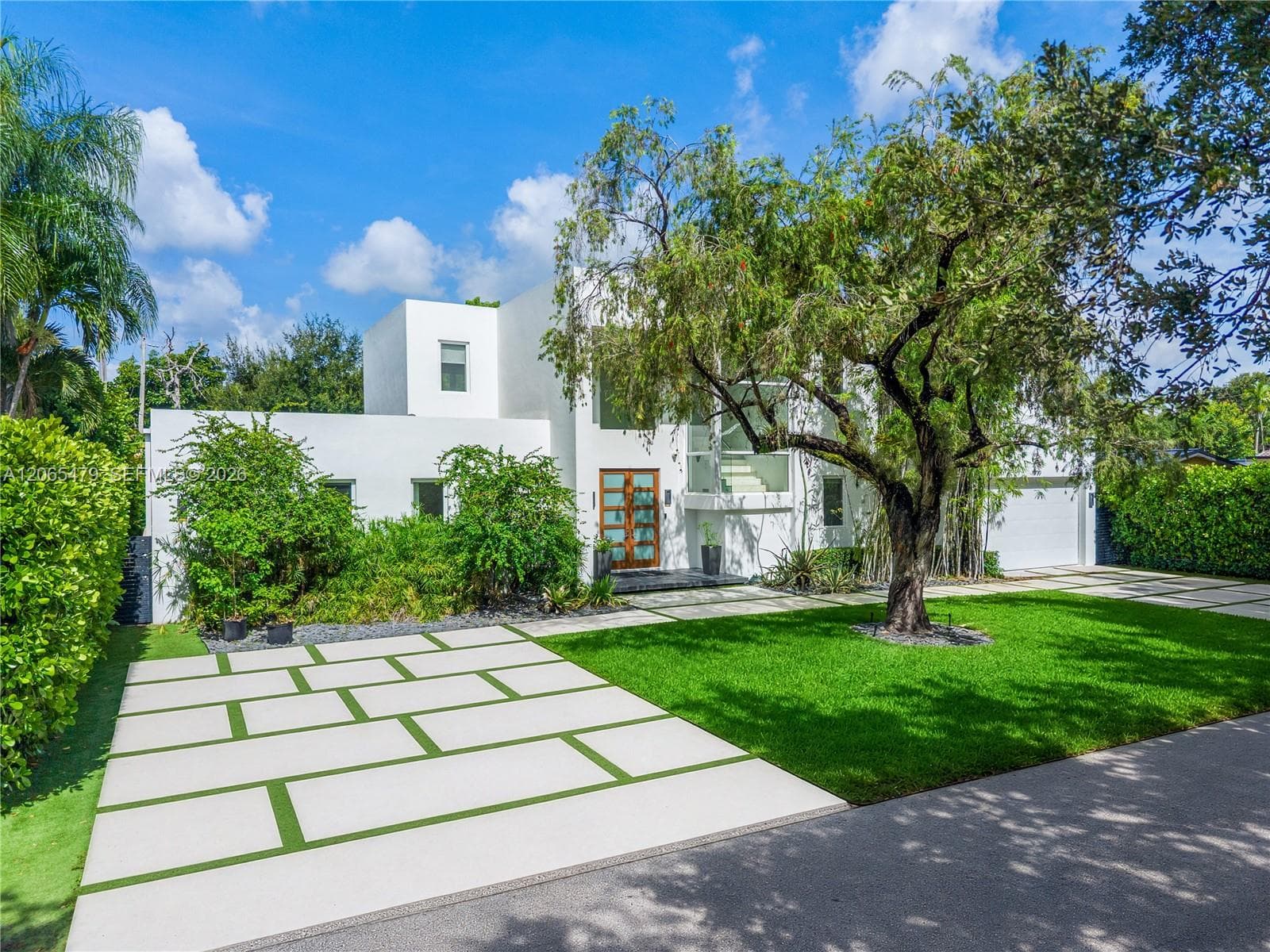 7930 SW 52nd Ct, Miami FL 33143 - Miami, FL - Photo 1