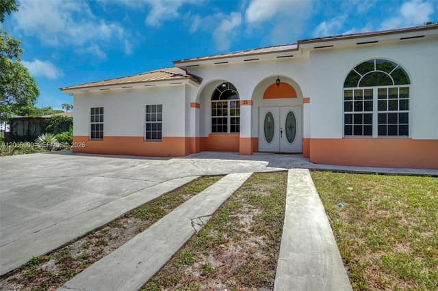 25 Ludlam Dr, Miami Springs FL 33166 - Miami Springs, FL - Photo 2