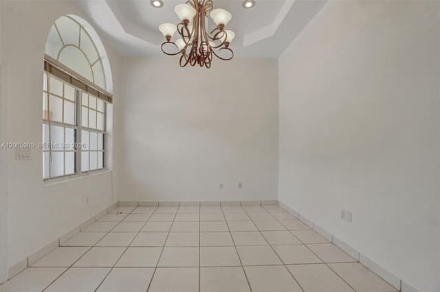 25 Ludlam Dr, Miami Springs FL 33166 - Miami Springs, FL - Photo 6