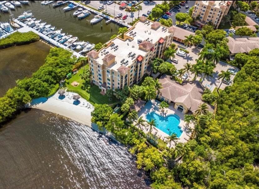 1100 Scotia Drive # 102, Hypoluxo FL 33462