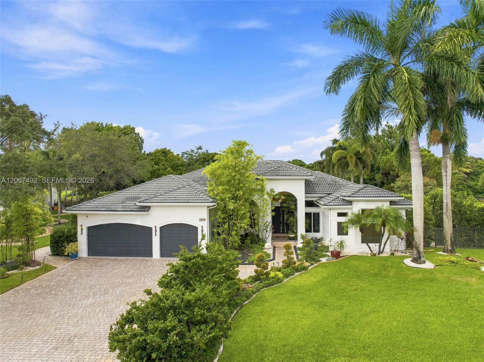 3829 Gulfstream Way, Davie FL 33328 - Davie, FL - Photo 1