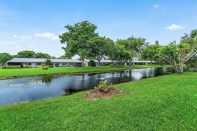 14605 Lucy Drive, Delray Beach FL 33484 - Delray Beach, FL - Photo 2