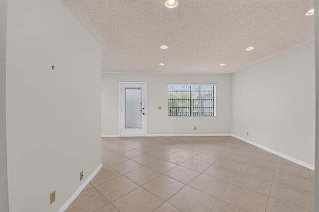 174 CAPRI D E # 174, Delray Beach FL 33484 - Delray Beach, FL - Photo 7