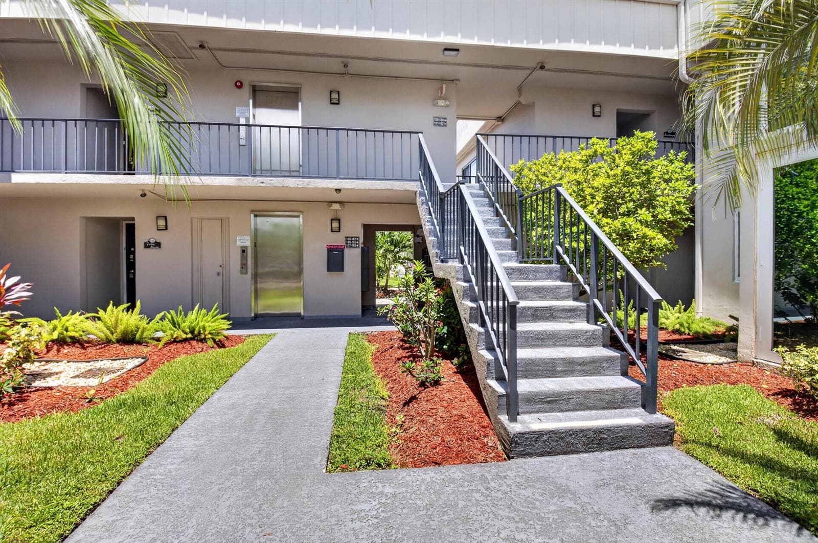 174 CAPRI D E # 174, Delray Beach FL 33484 - Delray Beach, FL - Photo 1