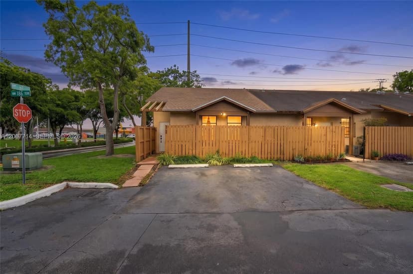 6760 NW 186th Ter, Hialeah FL 33015