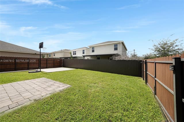 572 NE 6th Pl, Homestead FL 33034 - Homestead, FL - Photo 7