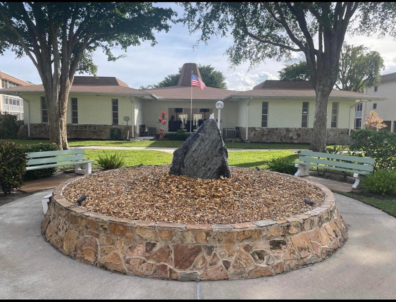 400 VILLAGE GREEN Circle W # 205, Palm Springs FL 33461 - Palm Springs, FL - Photo 1