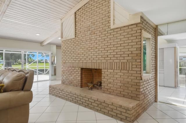 7300 Corkwood Ter, Tamarac FL 33321 - Tamarac, FL - Photo 2