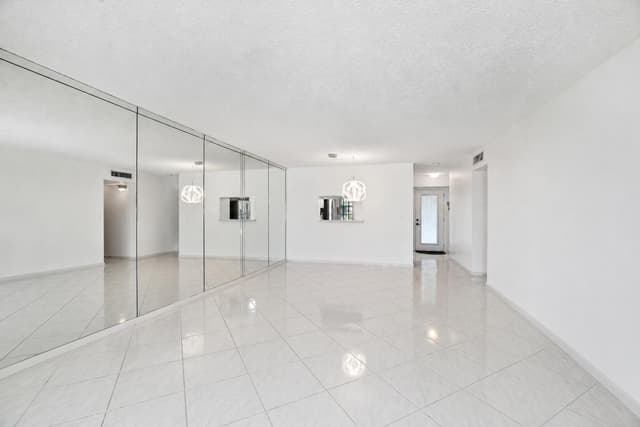 1025 SE 4th Avenue # 101, Dania Beach FL 33004 - Dania Beach, FL - Photo 5