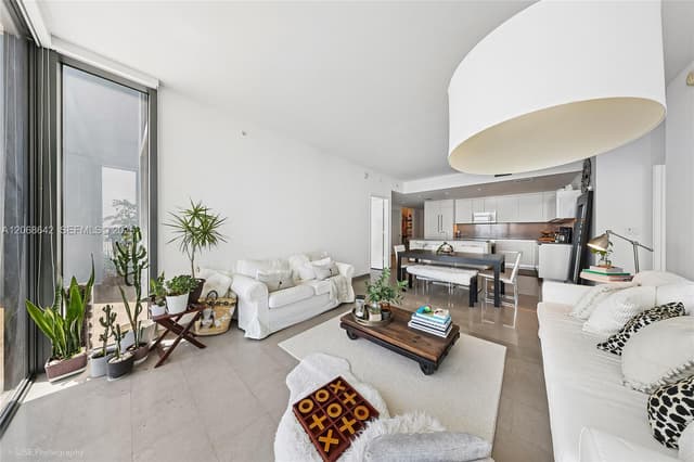 68 SE 6th St # 2909, Miami FL 33131 - Miami, FL - Photo 2