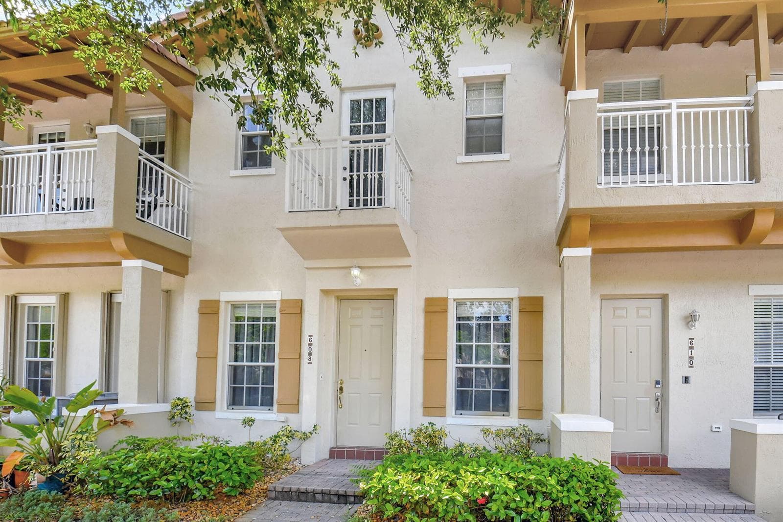 608 NW 25th Avenue, Boynton Beach FL 33426 - Boynton Beach, FL - Photo 1