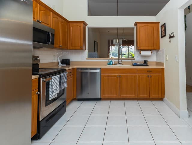 2491 Aragon Boulevard # 2, Sunrise FL 33322 - Sunrise, FL - Photo 5