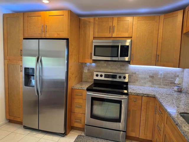 2766 S CARAMBOLA Circle S # 406, Coconut Creek FL 33066 - Coconut Creek, FL - Photo 5