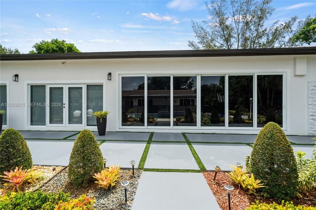 5030 SW 170th Ave, Southwest Ranches FL 33331 - Southwest Ranches, FL - Photo 4