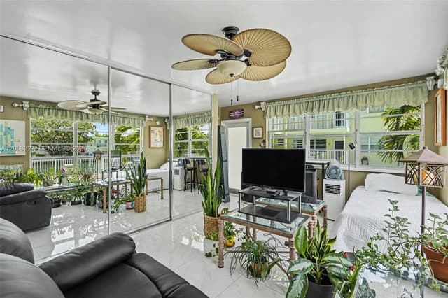 350 S Shore Dr # 15, Miami Beach FL 33141 - Miami Beach, FL - Photo 3