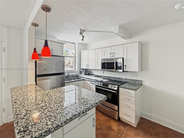 1801 S Treasure Dr # 112, North Bay Village FL 33141 - North Bay Village, FL - Photo 7