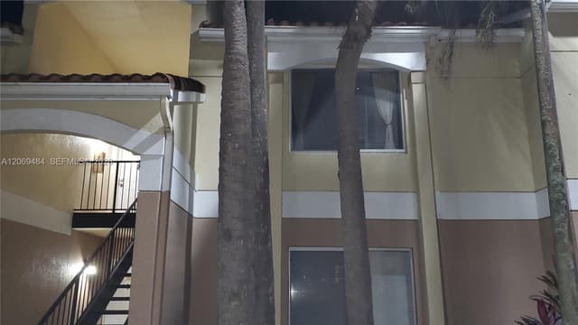 815 W Boynton Beach Blvd # 205, Boynton Beach FL 33426 - Boynton Beach, FL - Photo 2