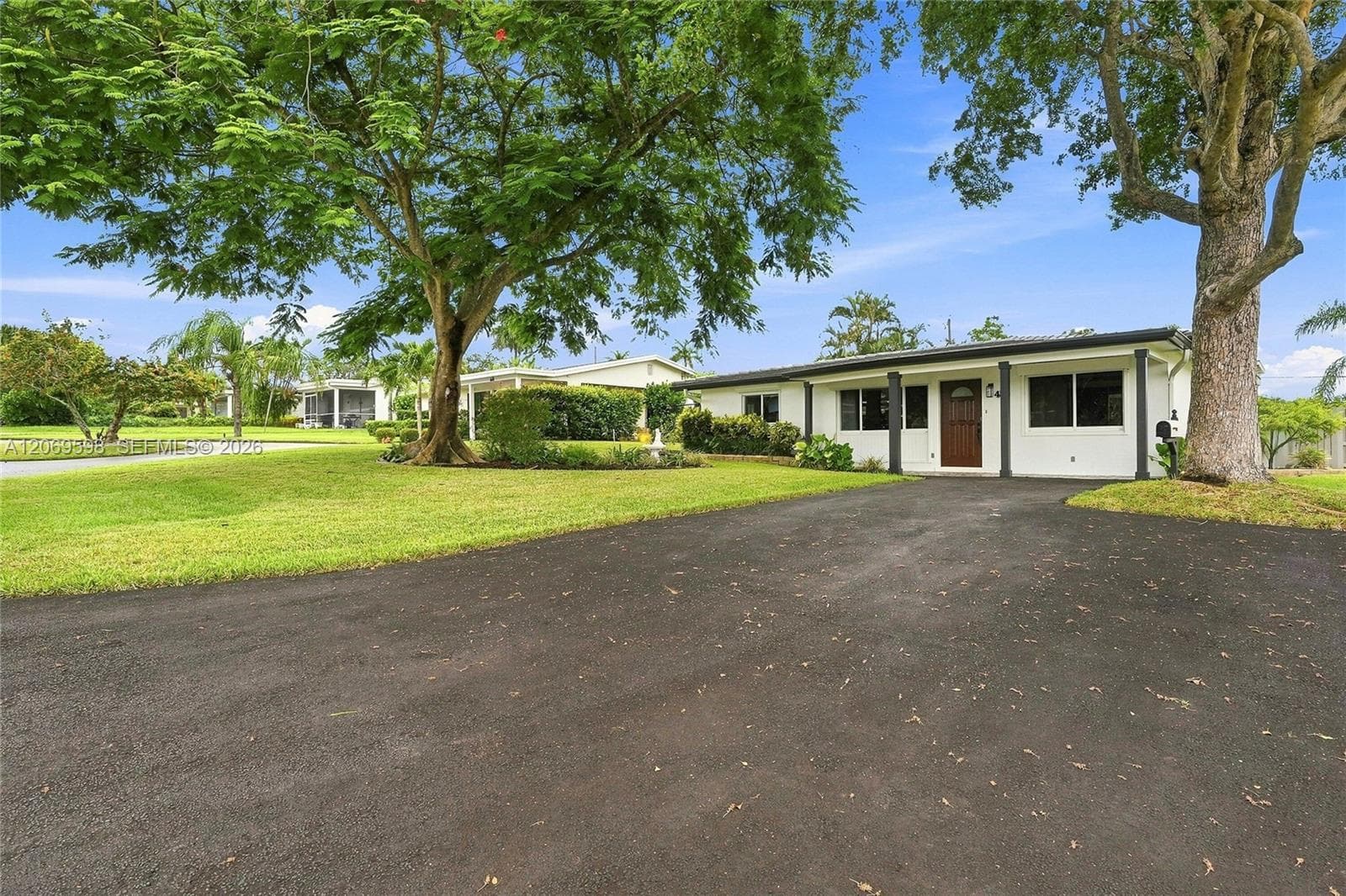 450 SW 1st St, Boca Raton FL 33432 - Boca Raton, FL - Photo 1