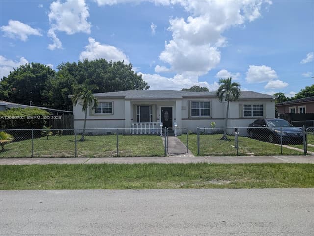 560 NW 184th Ter, Miami Gardens FL 33169 - Miami Gardens, FL - Photo 3